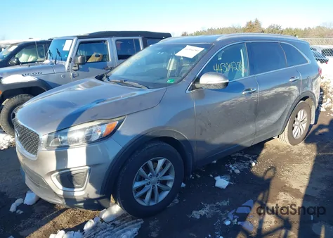2017 Kia Sorento 2.4L Lx z USA, uszkodzony, nr VIN 5XYPG4A36HG255364